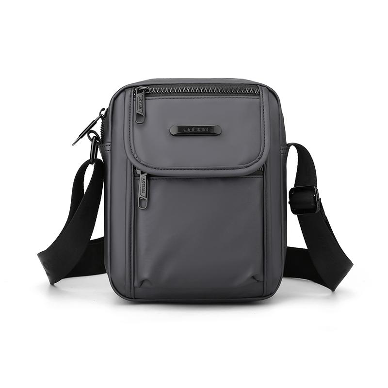 2023 Men's Casual Versatile Shoulder Bag Multilayer Waterproof Messenger Bag