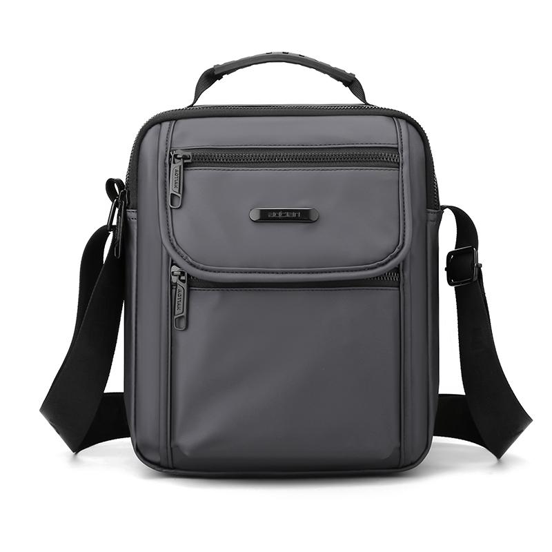 2023 Men's Casual Versatile Shoulder Bag Multilayer Waterproof Messenger Bag