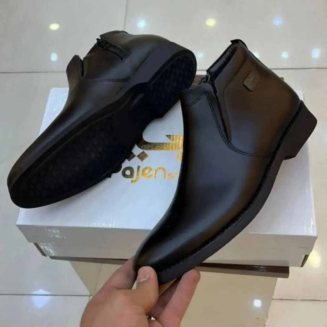 Plain Men Brown Casual Leather Boots