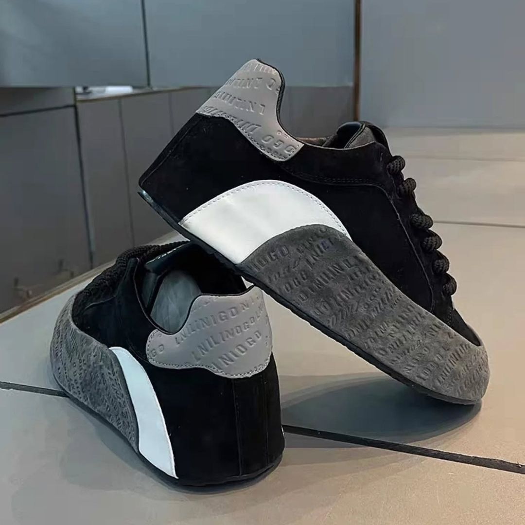 New suede casual sneakers