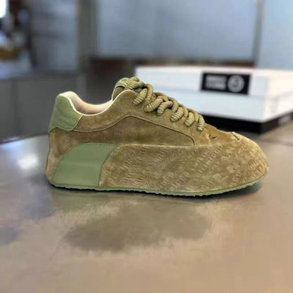 New suede casual sneakers