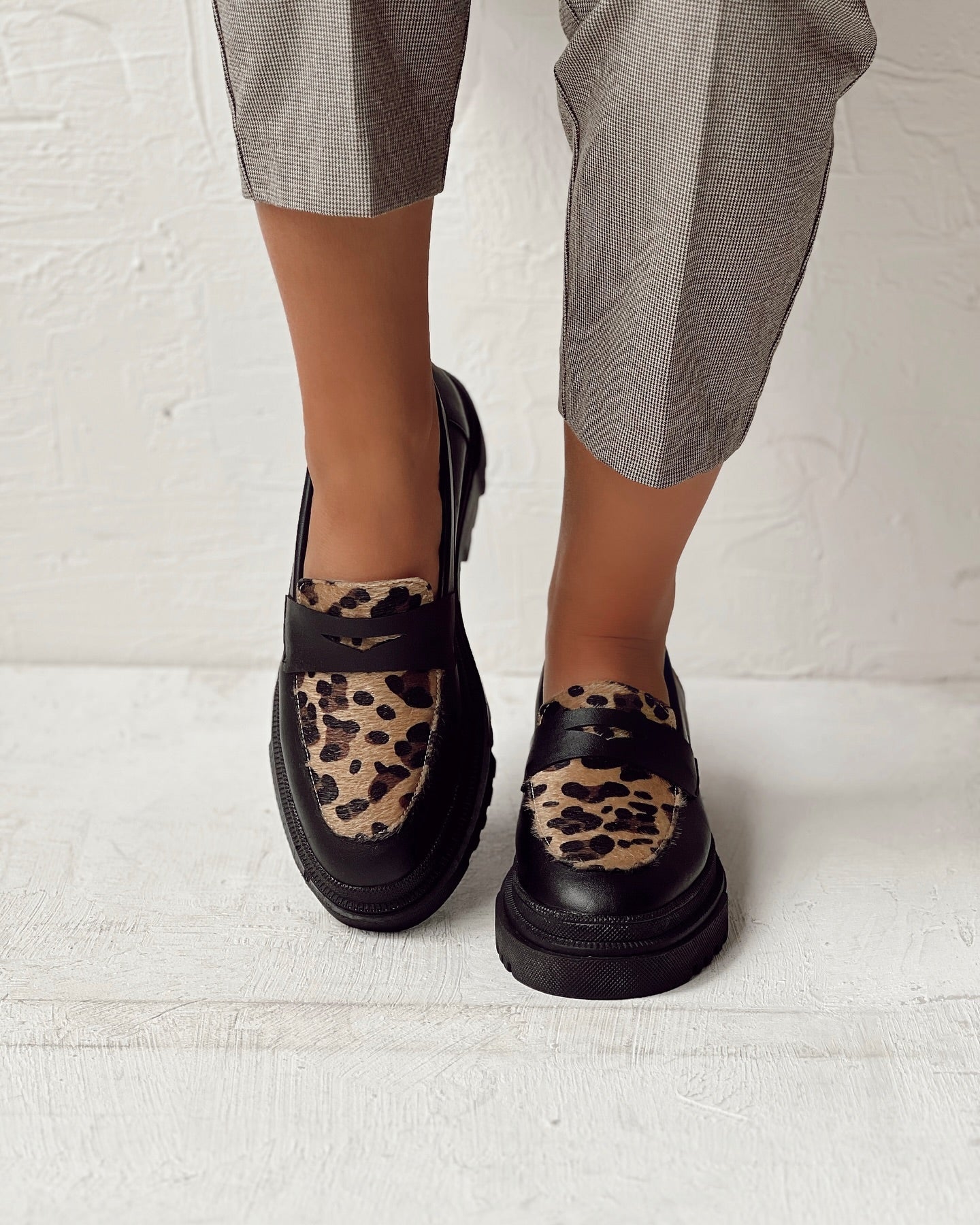 Leopard leather shoes