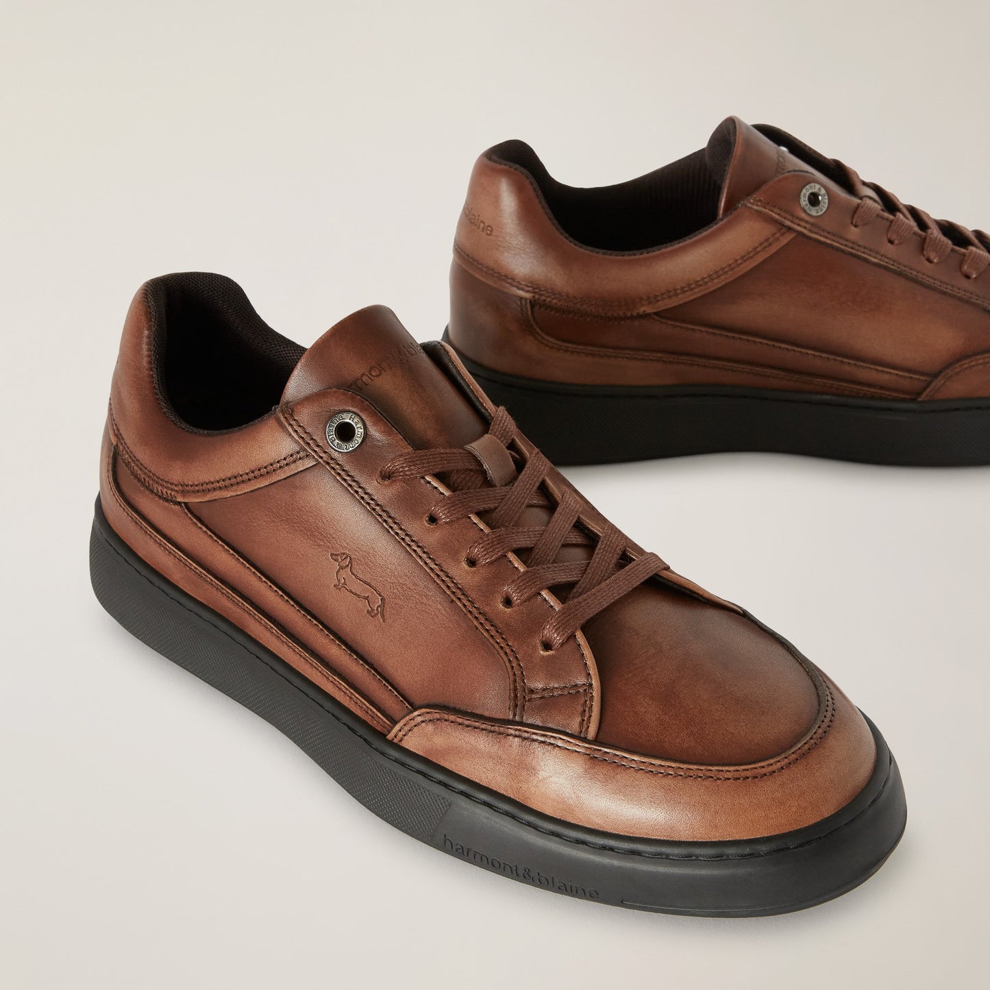 Nautilus Genuine Leather Sneaker