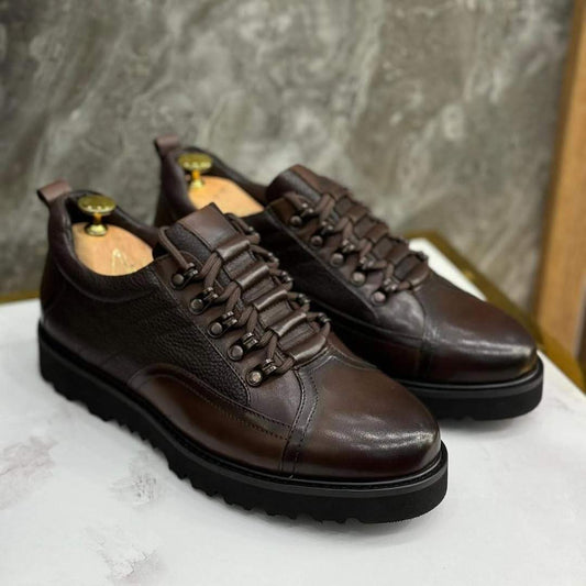 Two-tone leather derby shoes