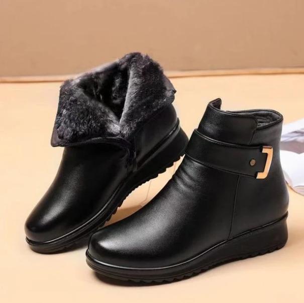 Fashion short wool boots