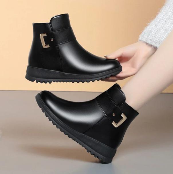 Fashion short wool boots